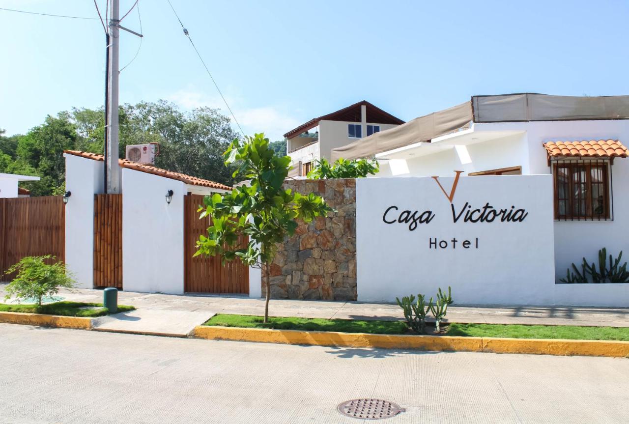 Hotel Casa Victoria Сиуатанехо Экстерьер фото